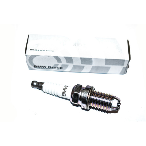 Świeca zapłonowa BMW E36 E34 E39 E38 520 523 528 728 316 318 320 325 328 - 12129064619