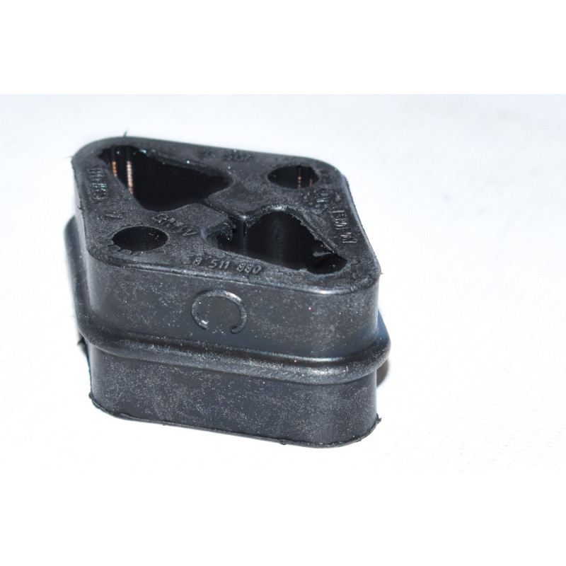 Uchwyt mocowanie tłumika BMW E81 E87 E90 E91 E92 F20 F21 F30 F31 F40 MINI F54 - 18208511880